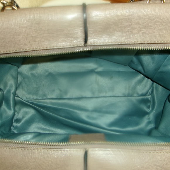 Coach Madison Madeline East West  Pebbled Leather 2 Way Satchel 25246 Taupe(VGUC - Picture 8 of 12